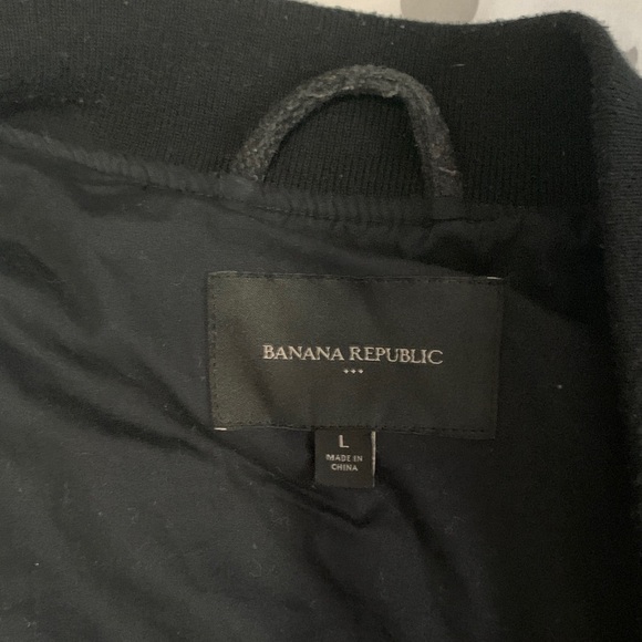Banana Republic Black and Gray Plaid Jacket - Picture 6 of 6